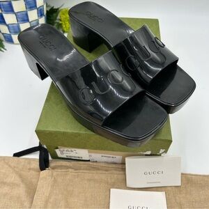 Gucci Black Women's Slide Sandals low heel. Size 41 made in Italy.
